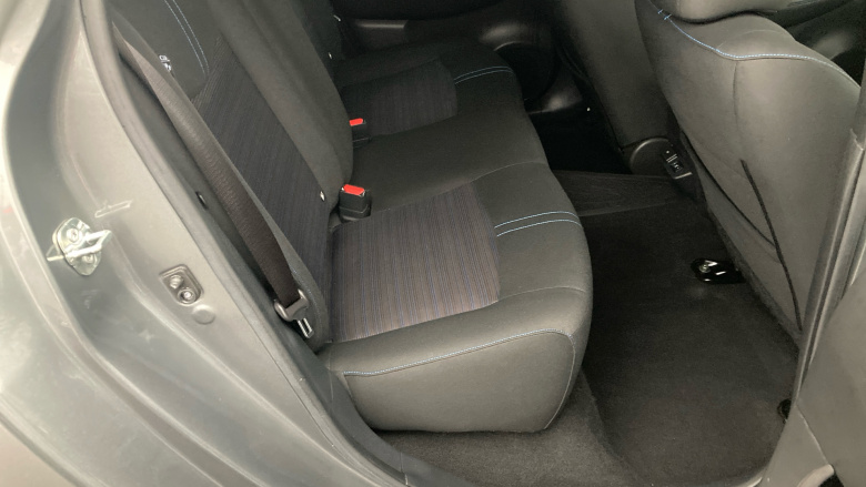 Nissan LEAF 110kW N-Connecta 39kWh 5dr Auto Electric Hatchback